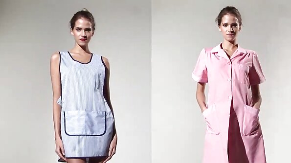 А brunette нь хайртай тахиа нь галзуугийн нь үнэхээр kinky гурвалсан групп