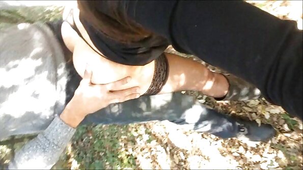 Хөхөх дуртай гичий хөөрхөн амандаа булцуу орж байна